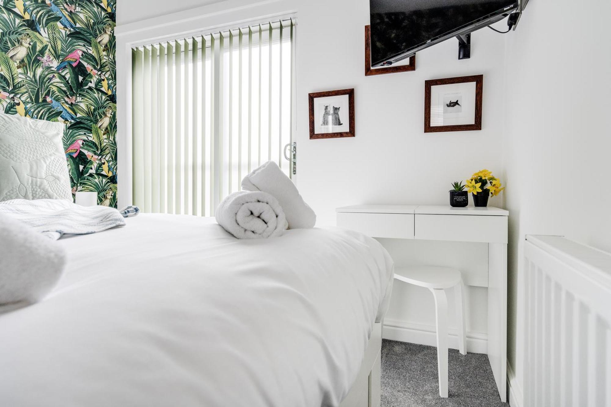 Buxton Apartment - 1 Bed, Free Parking, Wi-Fi Hazel Grove 外观 照片