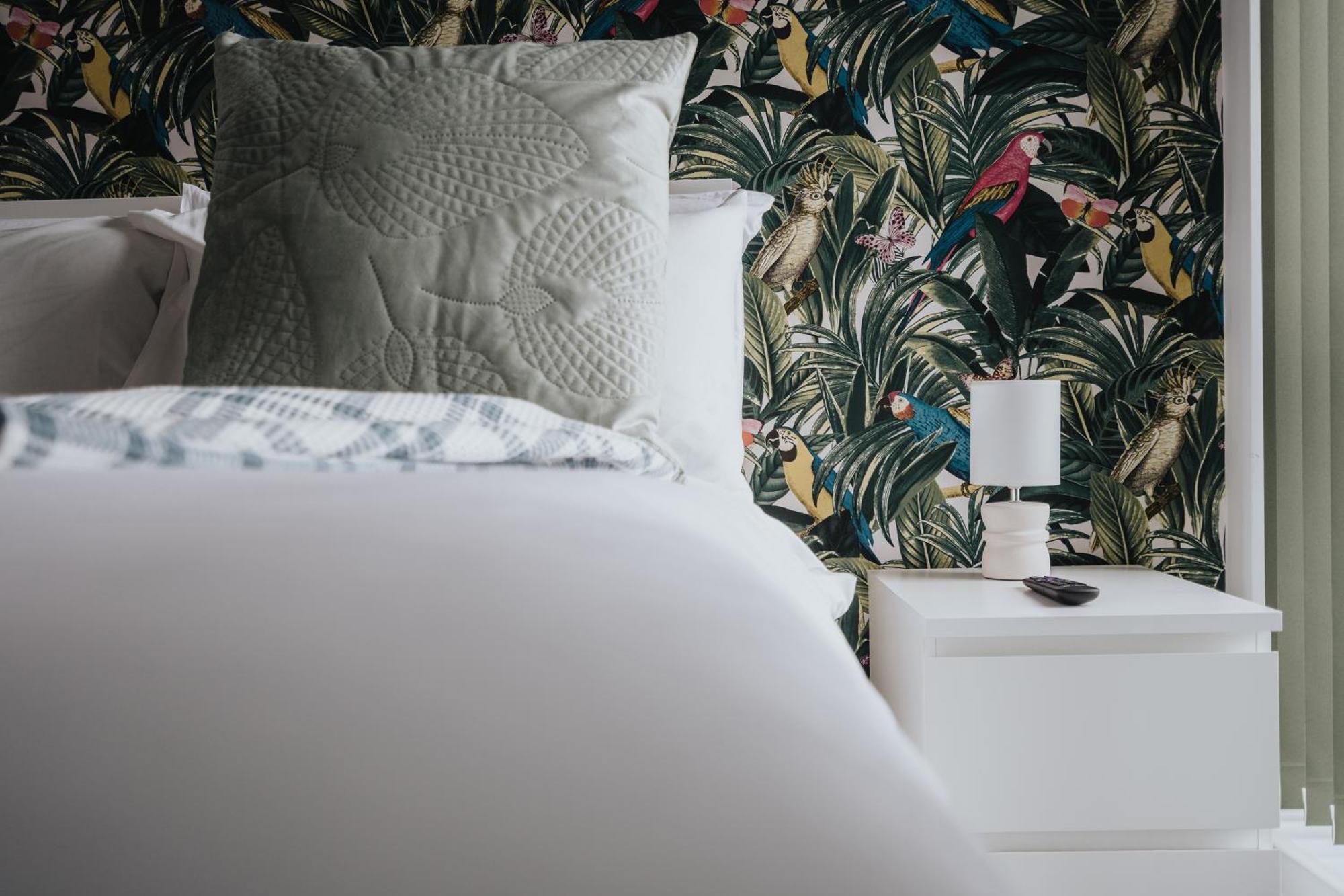 Buxton Apartment - 1 Bed, Free Parking, Wi-Fi Hazel Grove 外观 照片