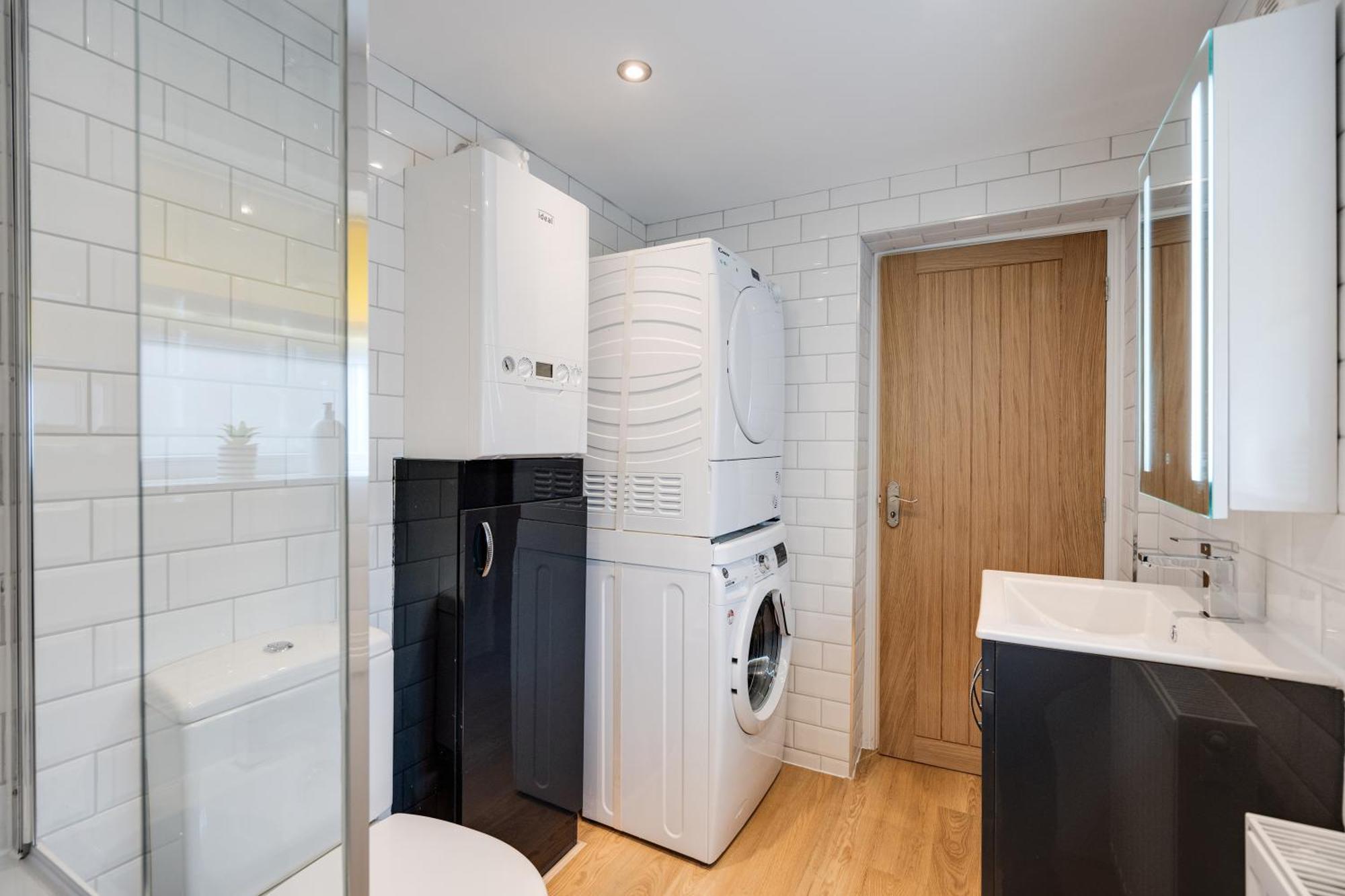 Buxton Apartment - 1 Bed, Free Parking, Wi-Fi Hazel Grove 外观 照片